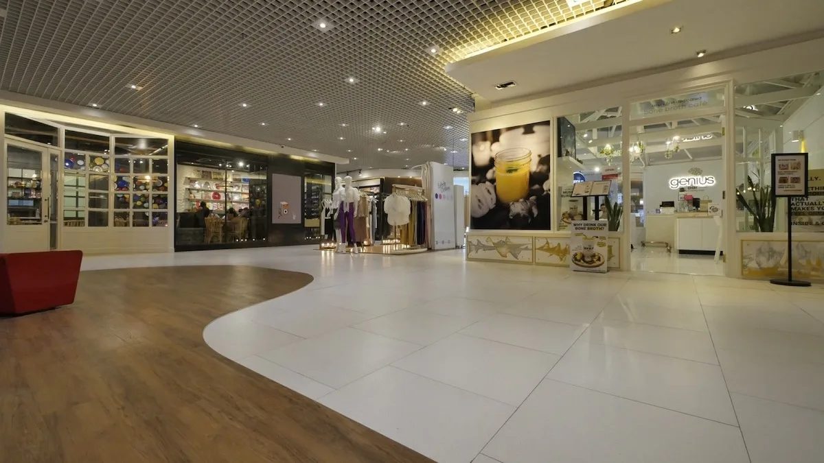 Eight Thonglor Residence 4