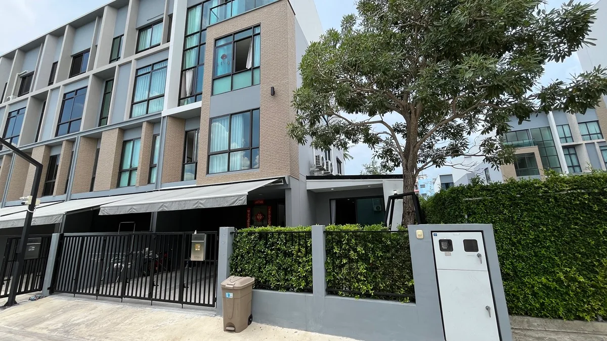 Estara Haven Pattanakarn 20, Townhouse, 4 bedrooms