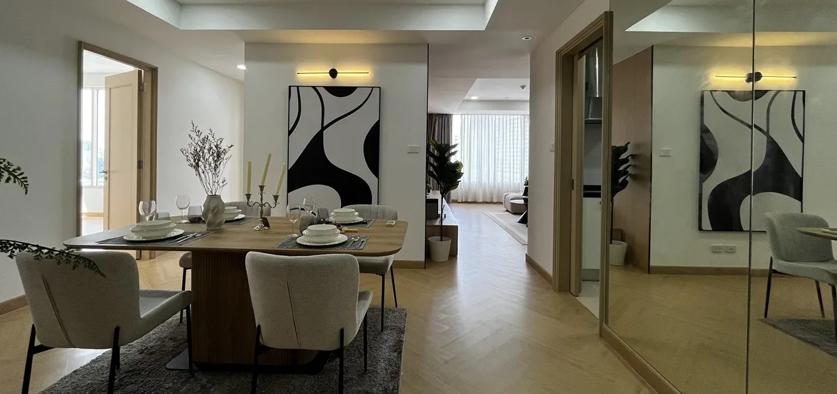 Hampton Thonglor 10 11