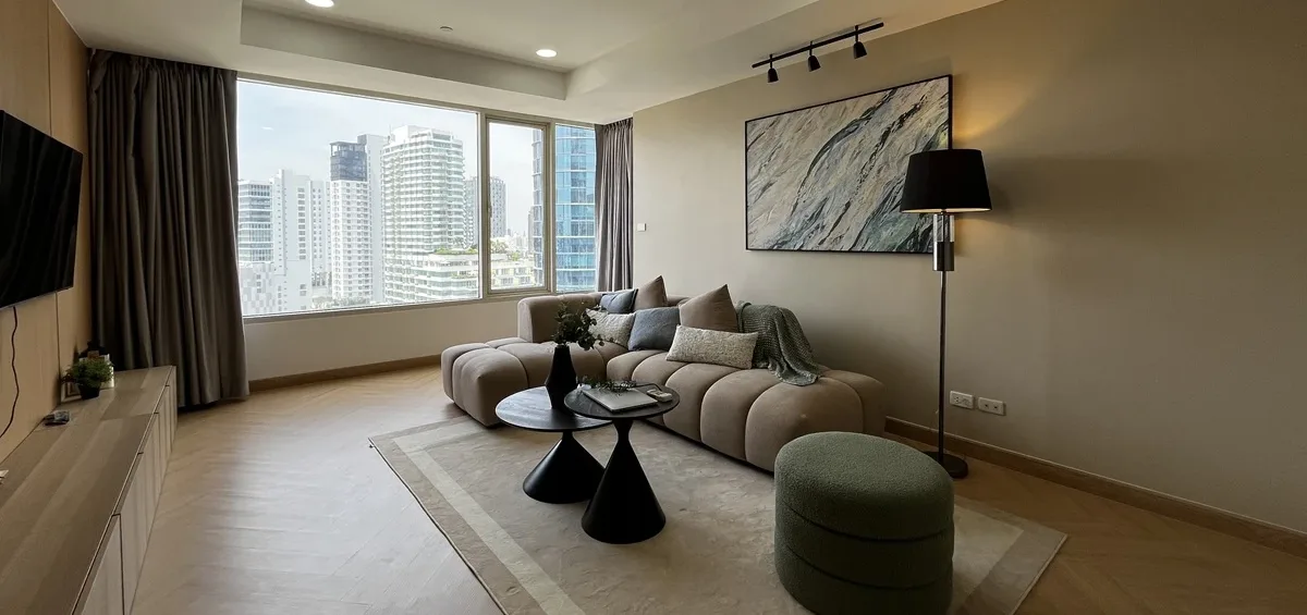 Hampton Thonglor 10 7