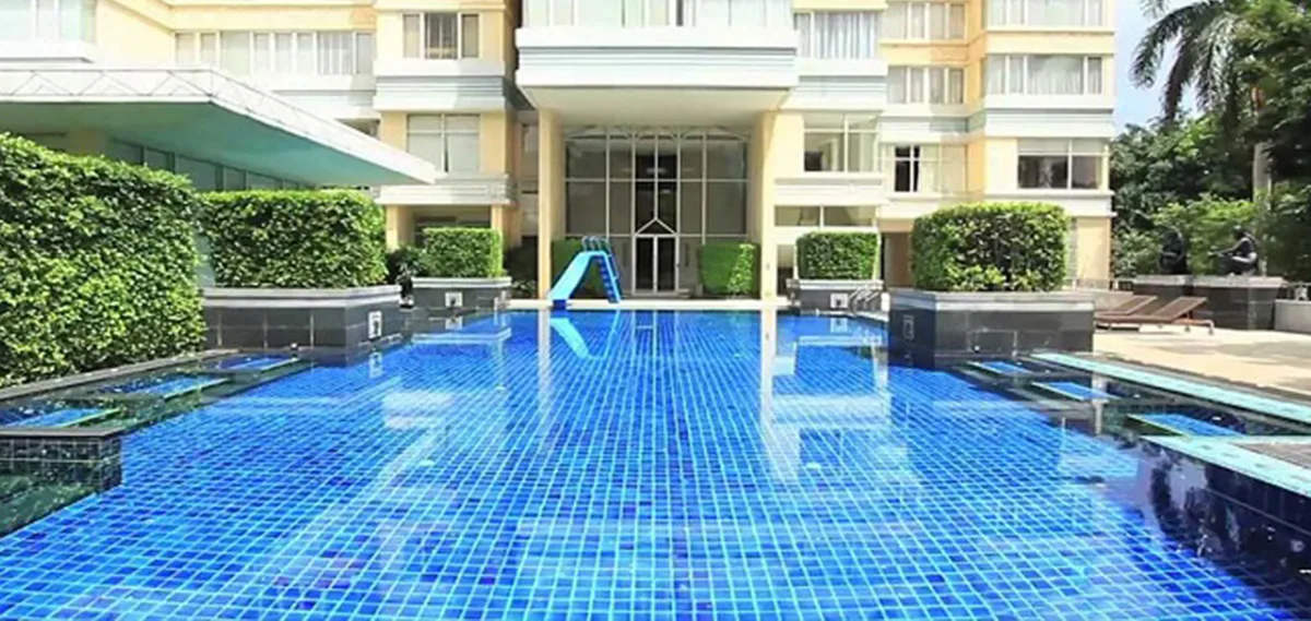 Hampton Thonglor 10 3