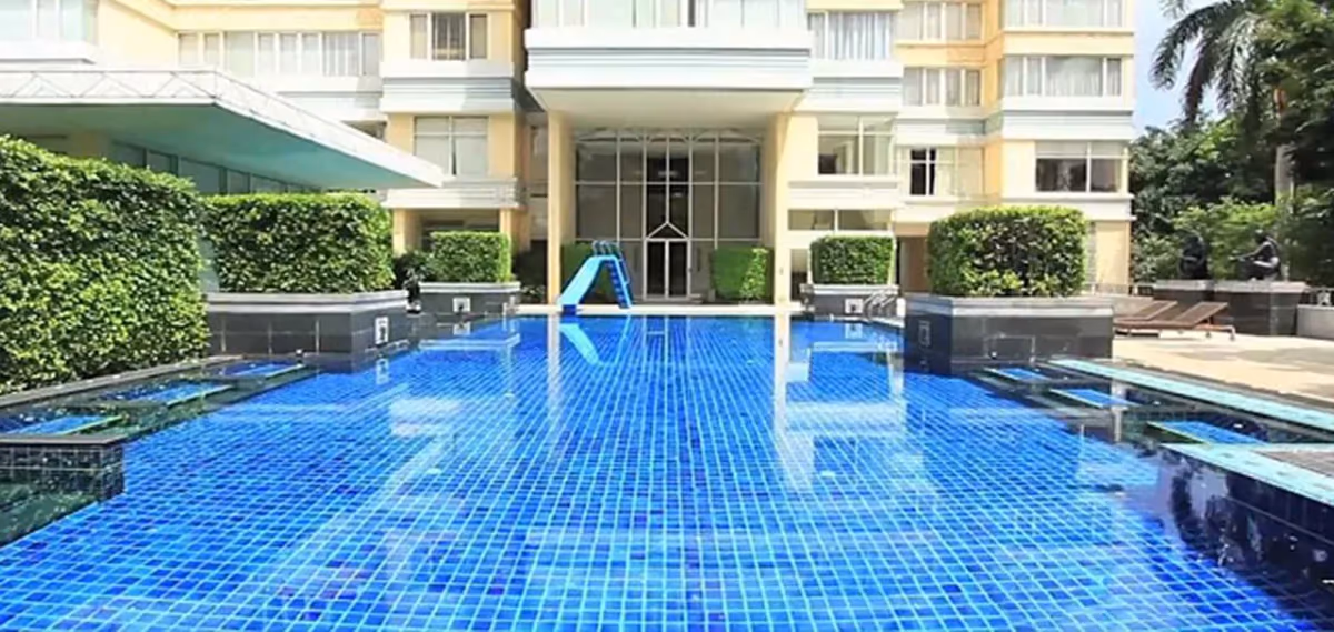 Hampton Thonglor 10 3