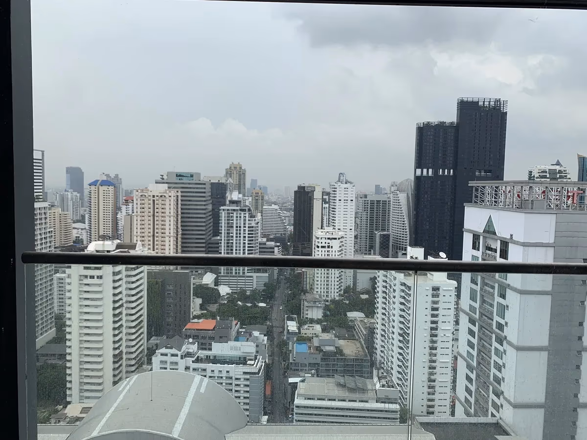 Hyde Sukhumvit 13 2