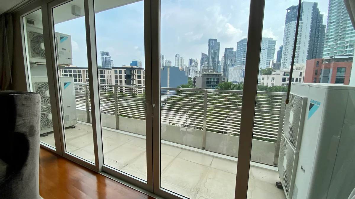 La Citta Penthouse Thonglor 8 9