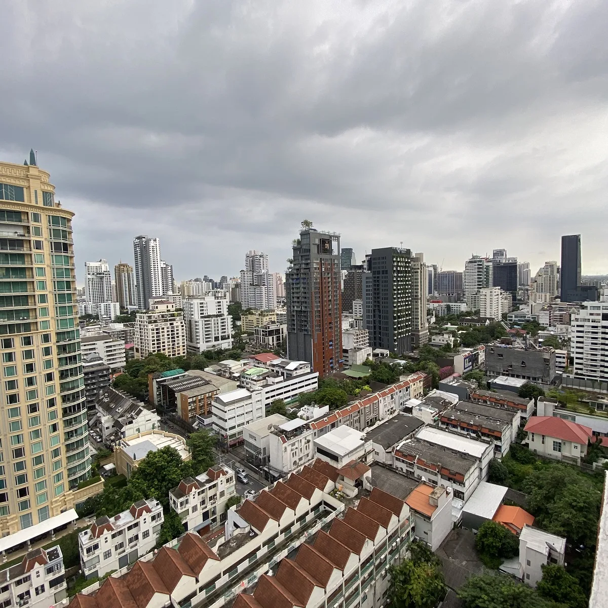 Large Bangkok condos 5