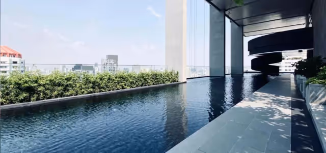 Laviq Sukhumvit 57