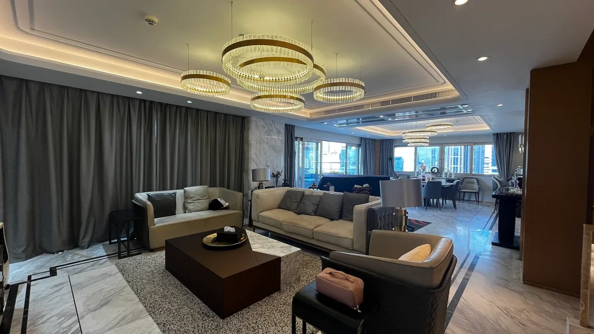 Le Raffine Sukhumvit 24 5