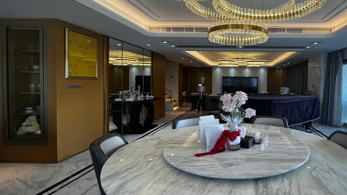 Le Raffine Sukhumvit 24 6