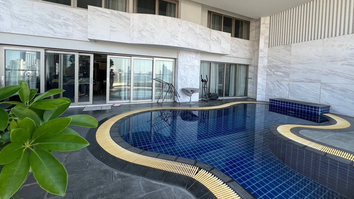 Le Raffine Sukhumvit 24 2