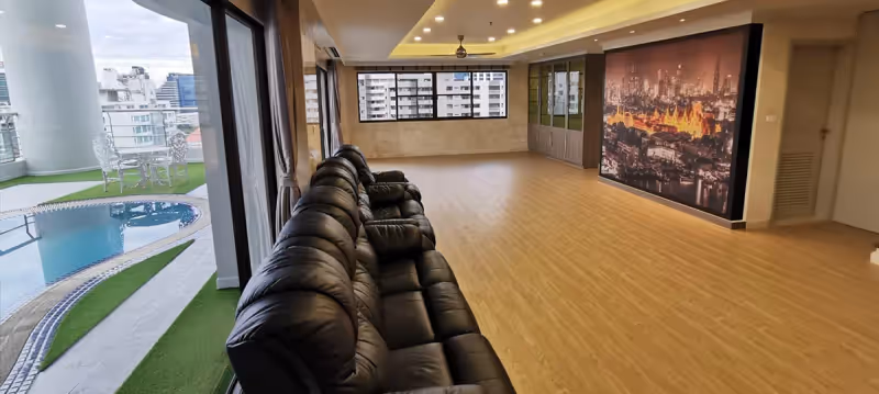 Le Raffine Sukhumvit 24 9
