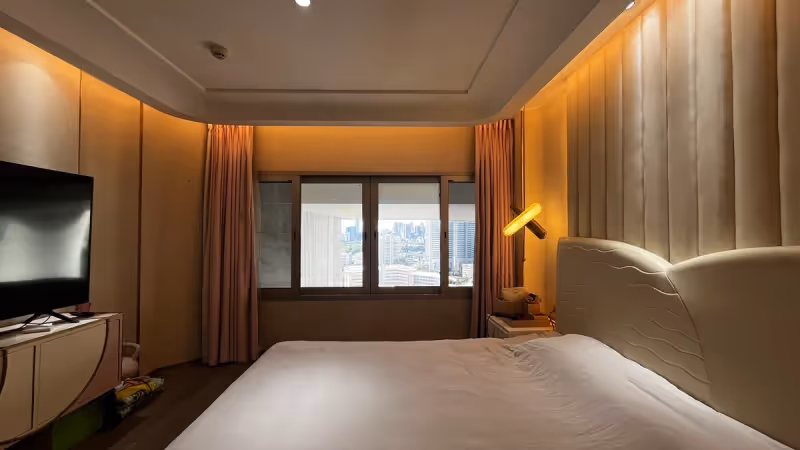 Le Raffine Sukhumvit 24 8