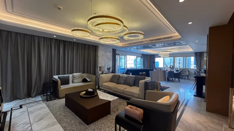Le Raffine Sukhumvit 24 5