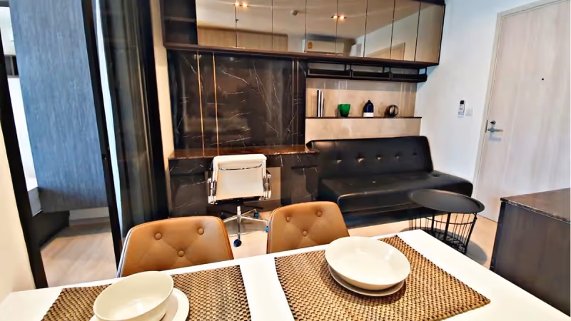 Life Asoke Phetchaburi 2