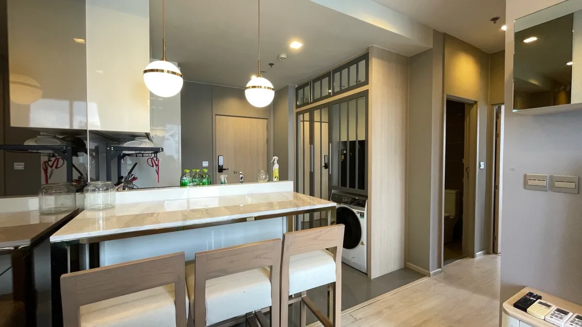 M Thonglor 10 Ekkamai 7