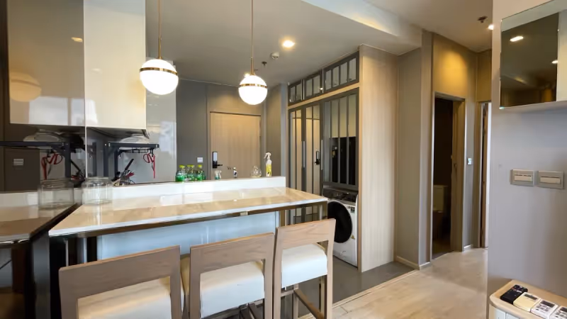 M Thonglor 10 Ekkamai 7