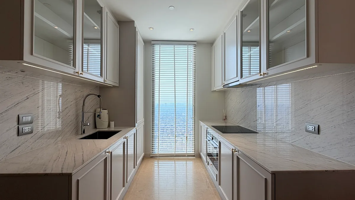 Magnolias Waterfront Residences 10