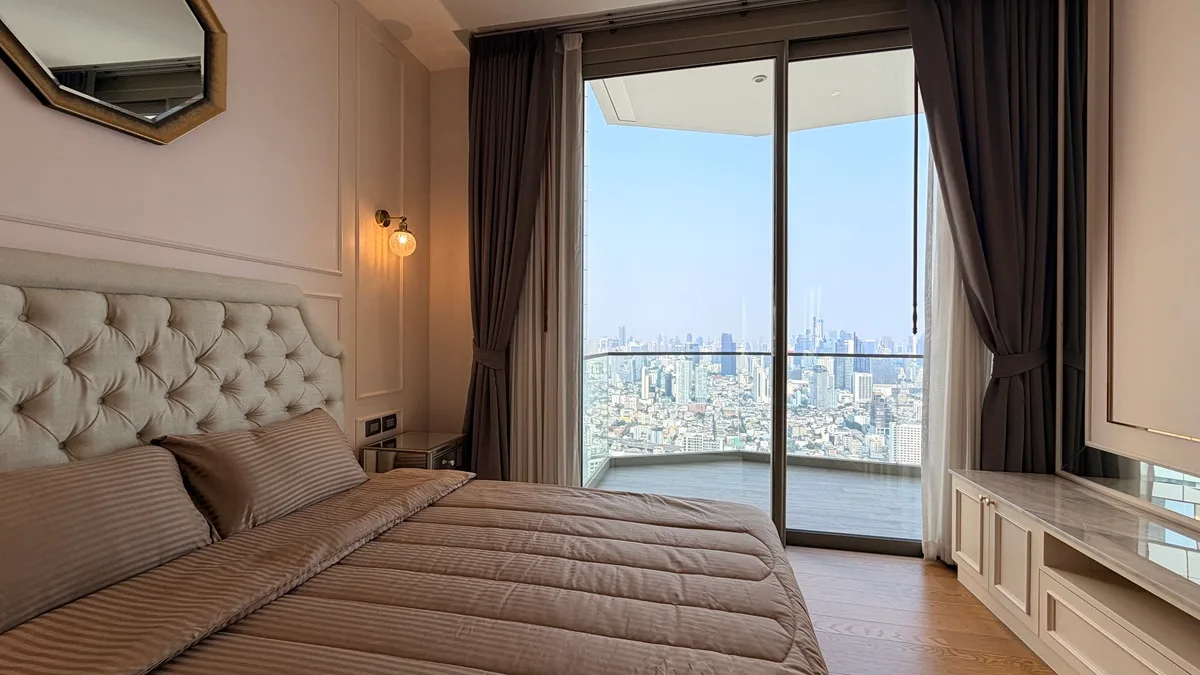Magnolias Waterfront Residences 7