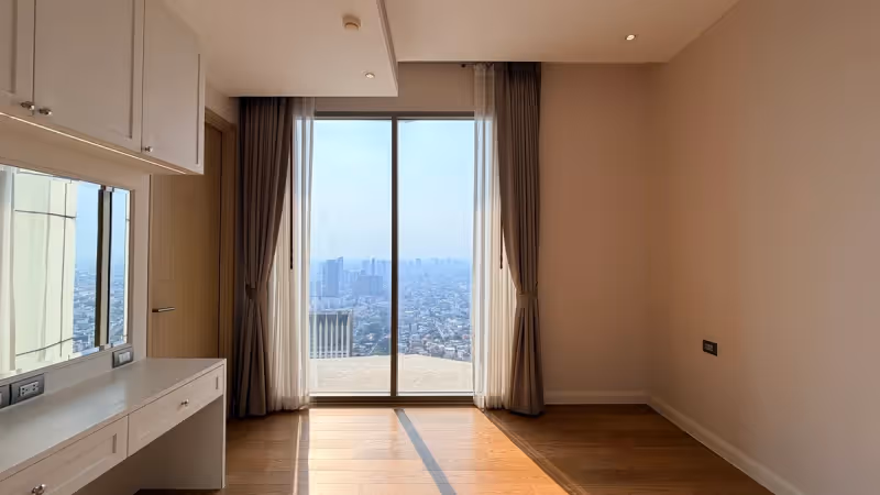 Magnolias Waterfront Residences 6