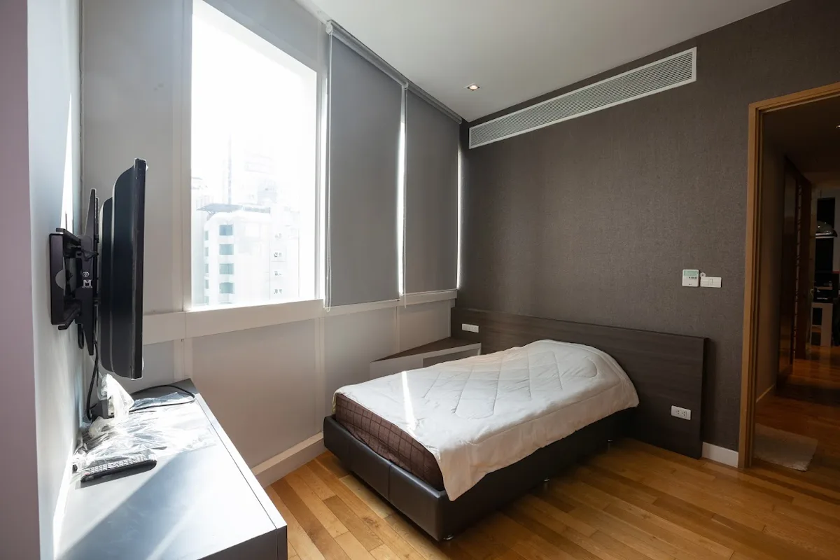Millennium Residence Sukhumvit 20 6
