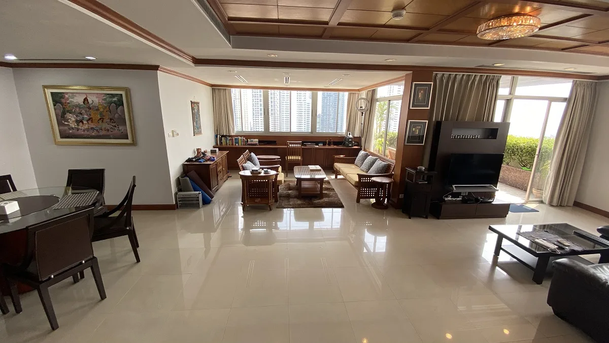 Monterey Place 10