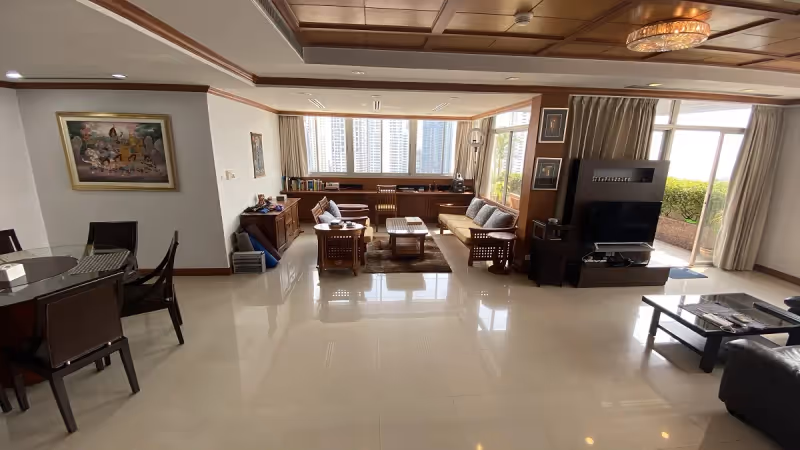 Monterey Place 10