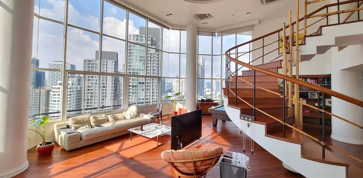 Moon Tower Sukhumvit 59 7