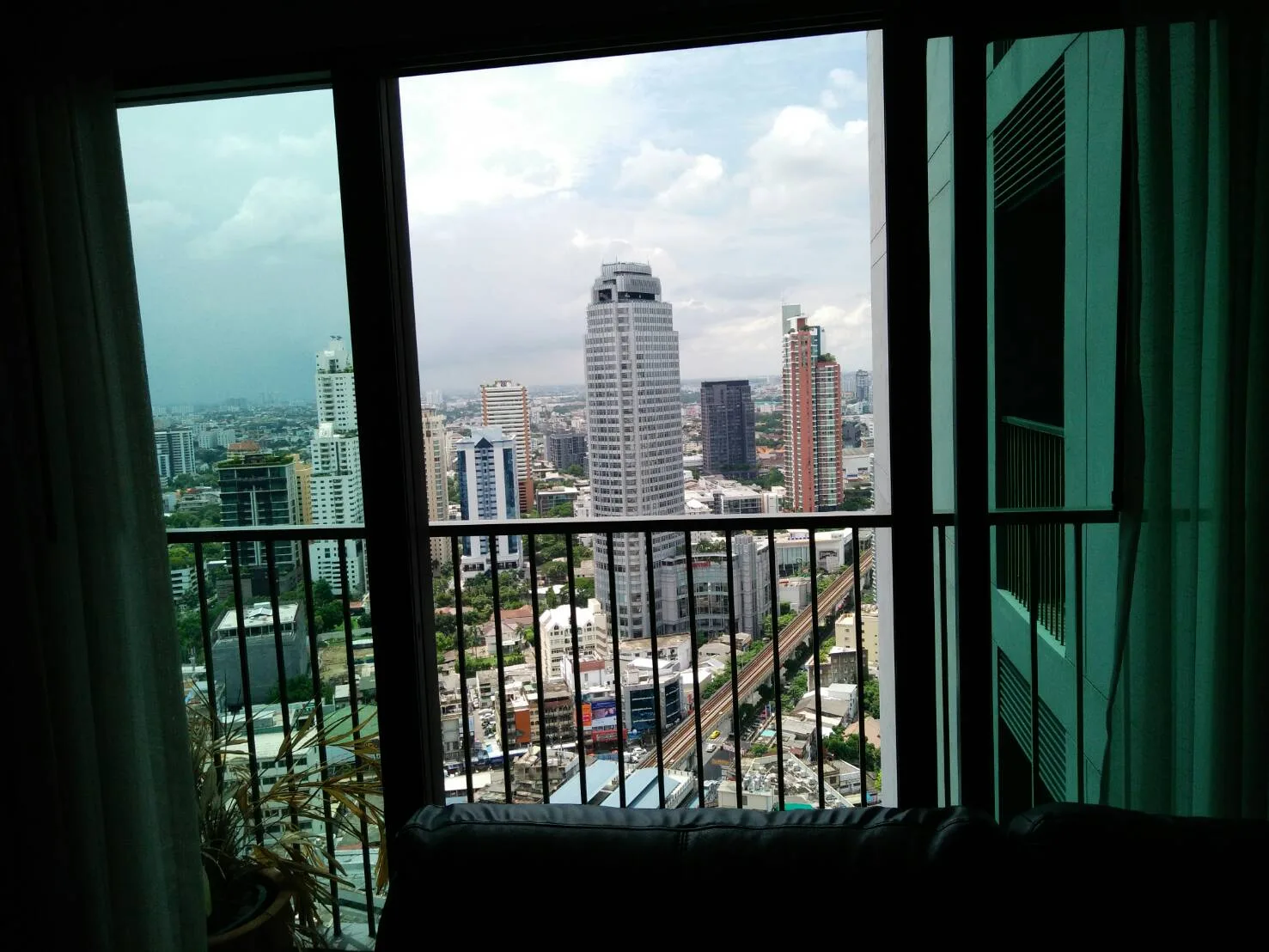 Noble Remix Condo Sukhumvit 36 9