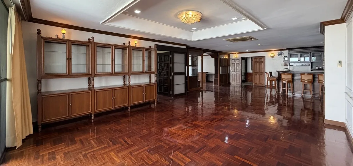 Oriental Towers Ekkamai 12 6