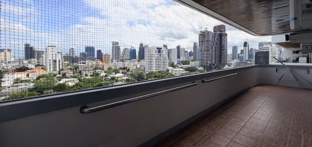 Oriental Towers Ekkamai 12