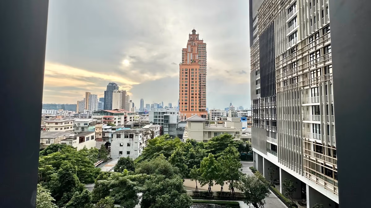 Park Origin Phrom Phong 5