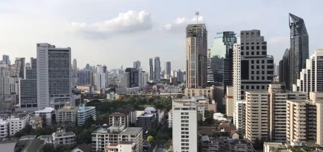 Park Origin Phrom Phong