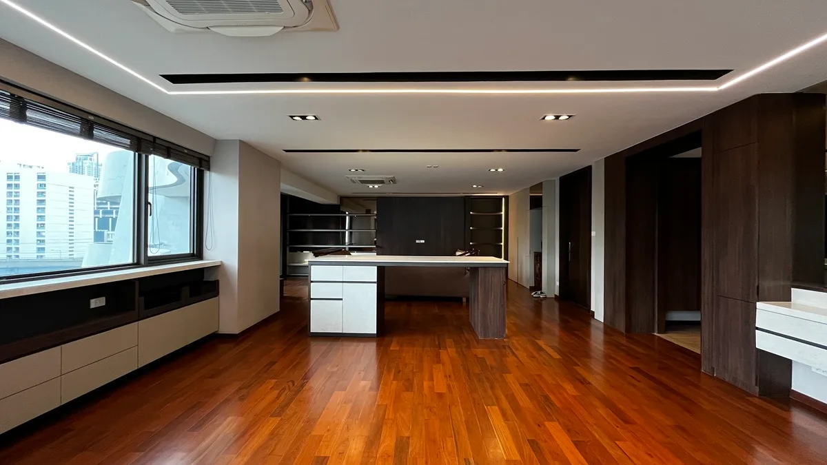 Ploenchit Terrace 4