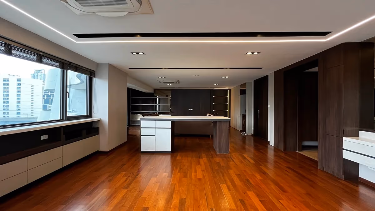 Ploenchit Terrace 4