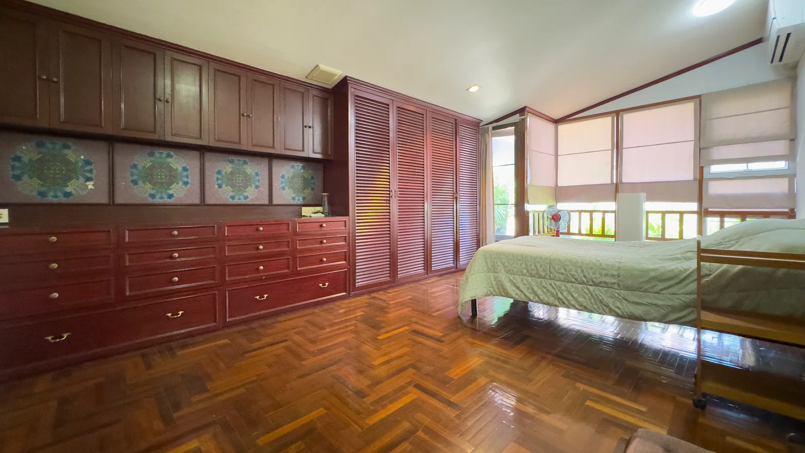 Premier Condominium Sukhumvit 24 7
