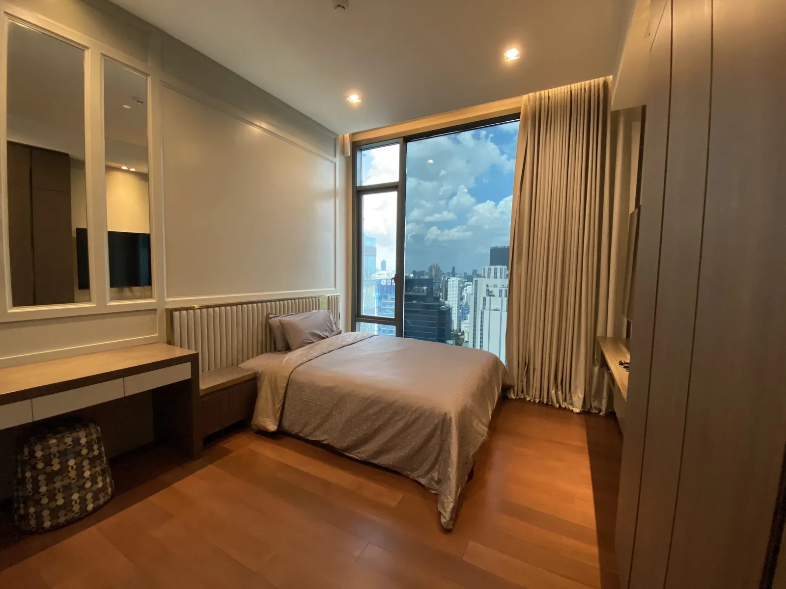 Q1 Sukhumvit Nana 7