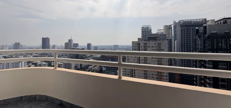 Regent on the Park 1 3