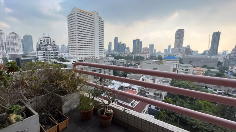 Richmond Palace Sukhumvit 43 2