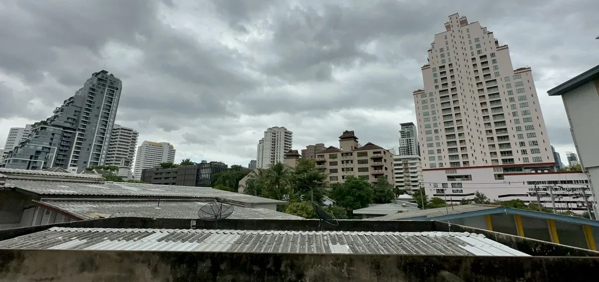 Royal Castle Sukhumvit 39 2