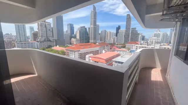 Ruamjai Heights Sukhumvit 15