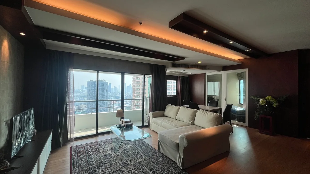 Sathorn Gardens 5