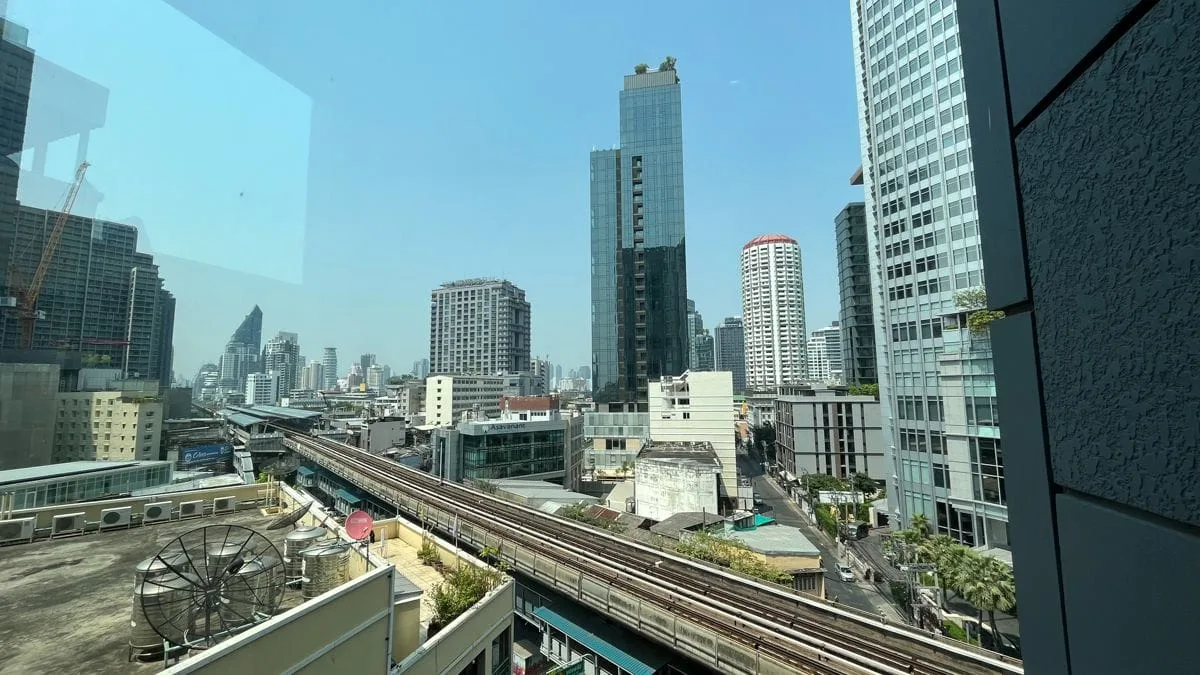 Siri at Sukhumvit 3