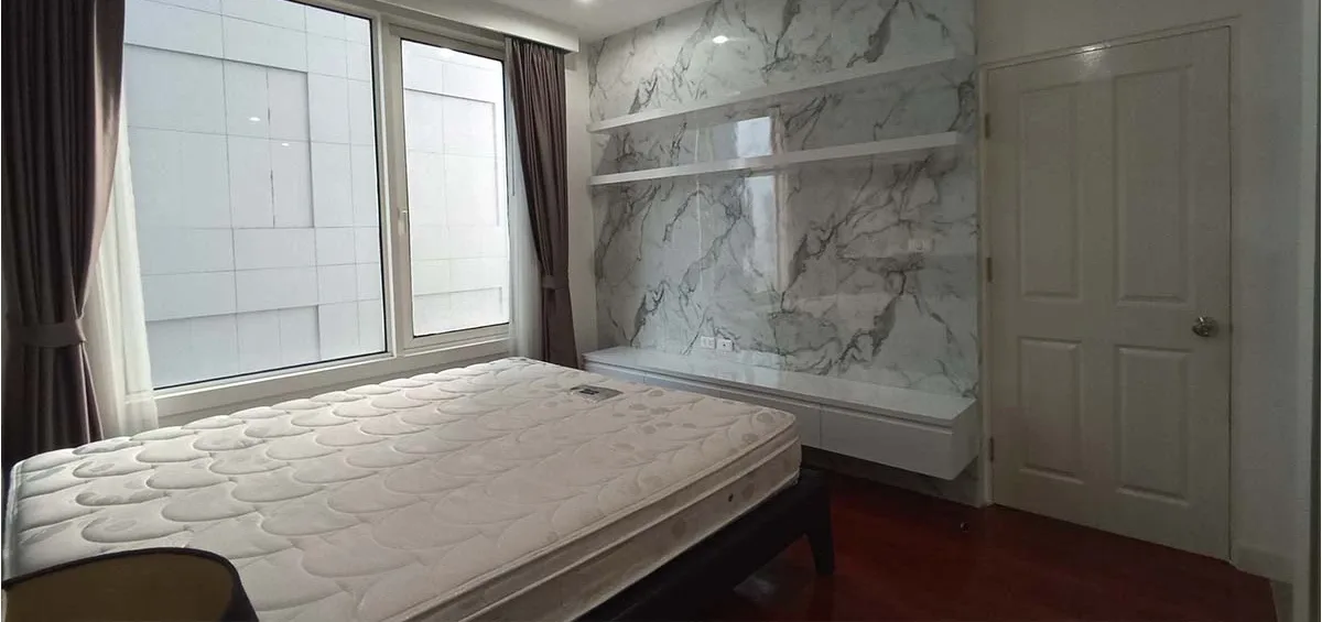Siri Residence Sukhumvit 24 10