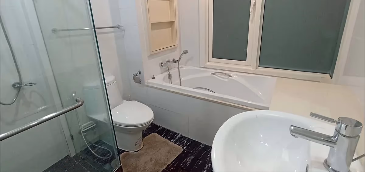 Siri Residence Sukhumvit 24 4