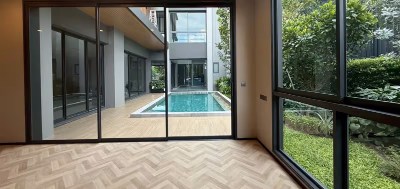 SMYTH’S Ramintra Private Estate 10