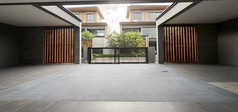 SMYTH’S Ramintra Private Estate 4