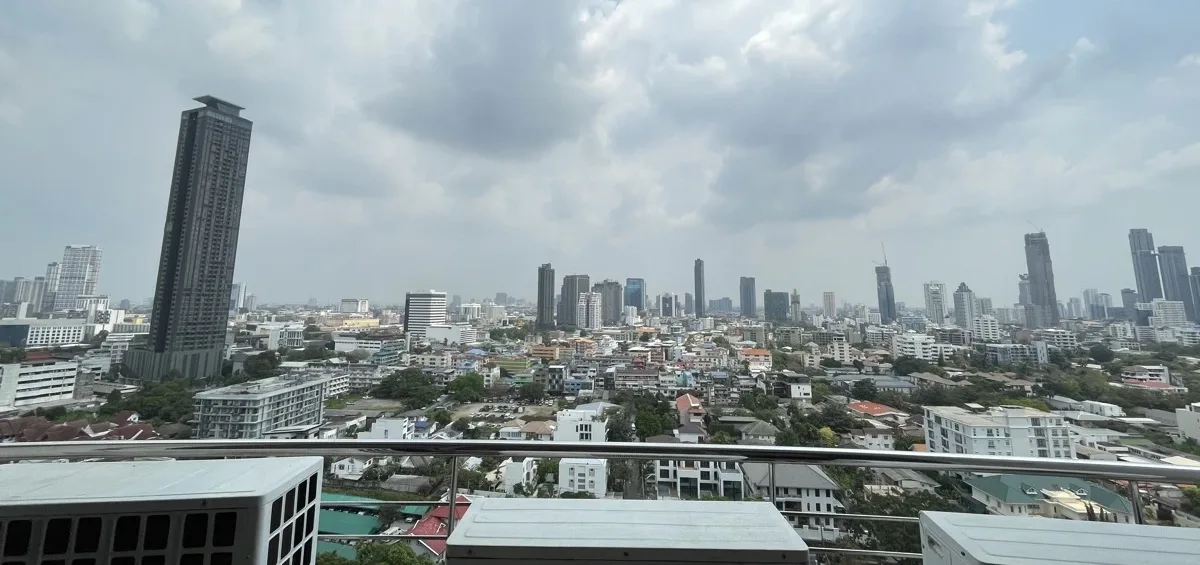 Supalai Place Sukhumvit 39 7