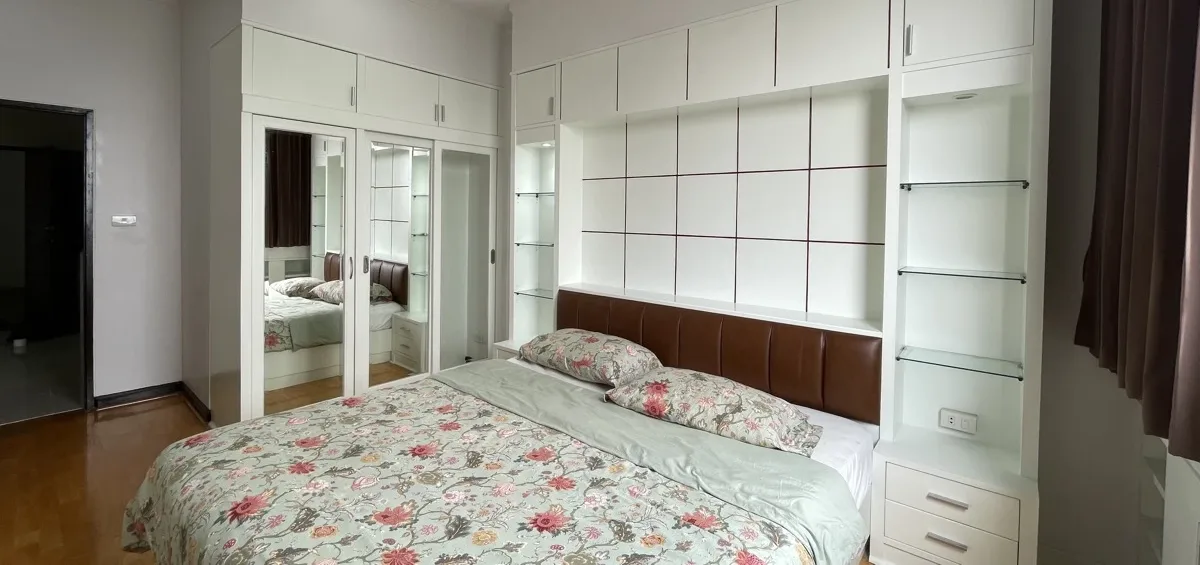 Supalai Place Sukhumvit 39 12