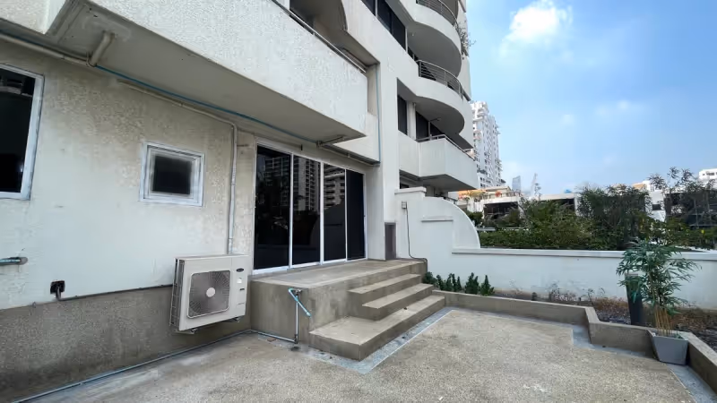 Supalai Place Sukhumvit 39 3