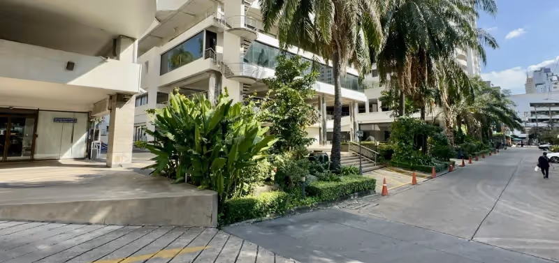Supalai Place Sukhumvit 39 2