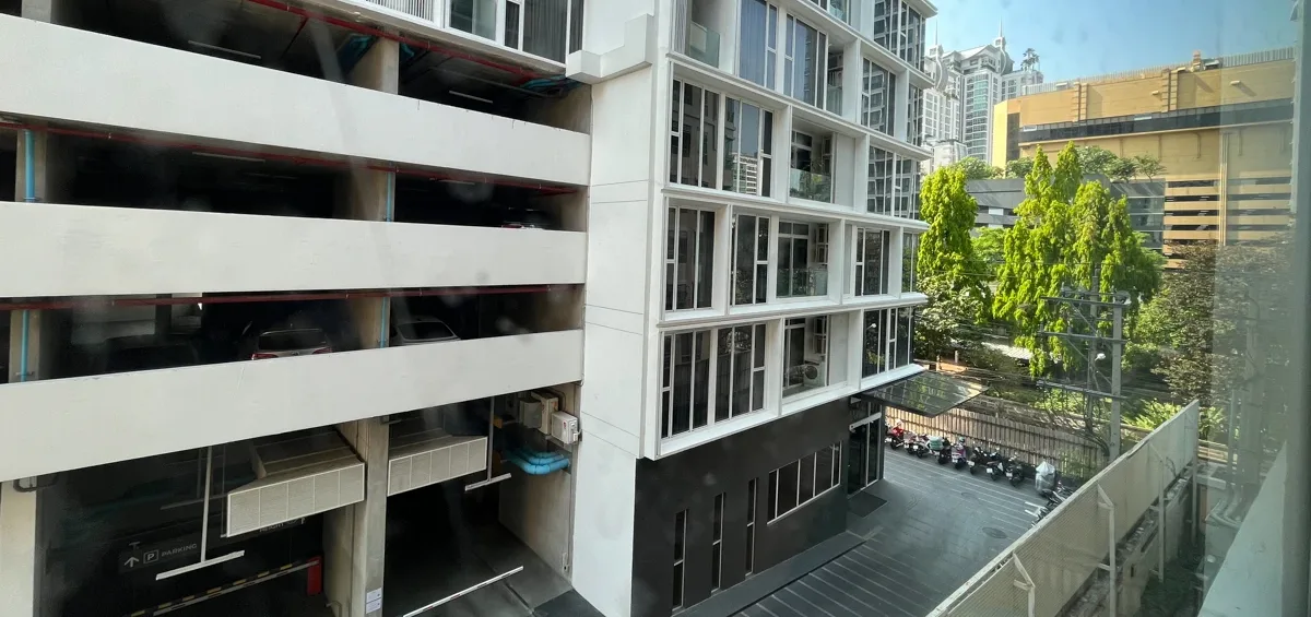 The Address Sukhumvit 42 2